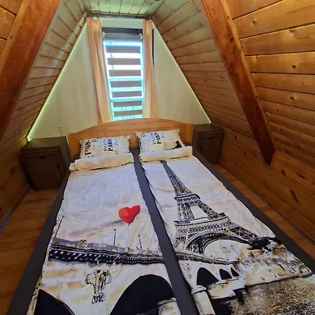 Vitorlas Nyaralohaz Holiday home Balatonmariafurdo