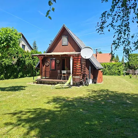 Vitorlas Nyaralohaz Holiday home *