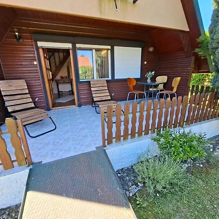 Holiday home Vitorlas Nyaralohaz